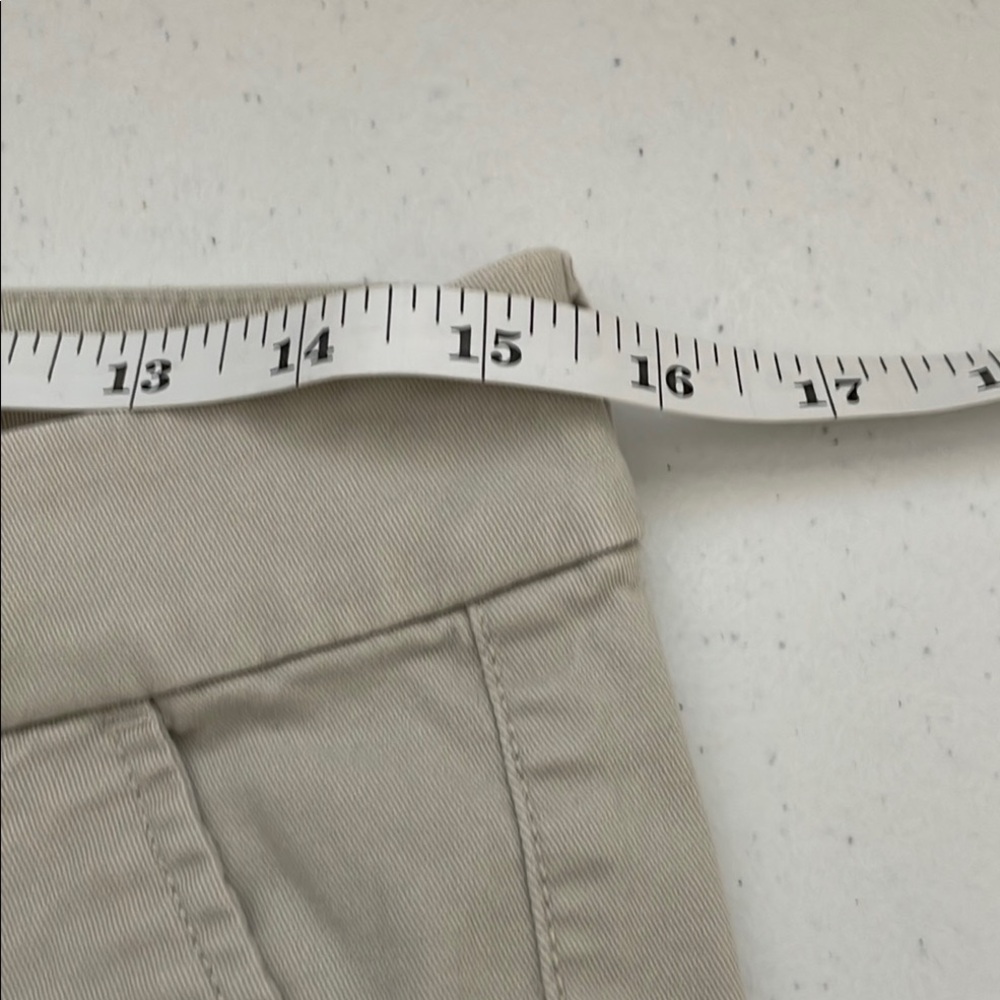 American Eagle Outfitters Women's Tan Shorts - Picture 6 of 7